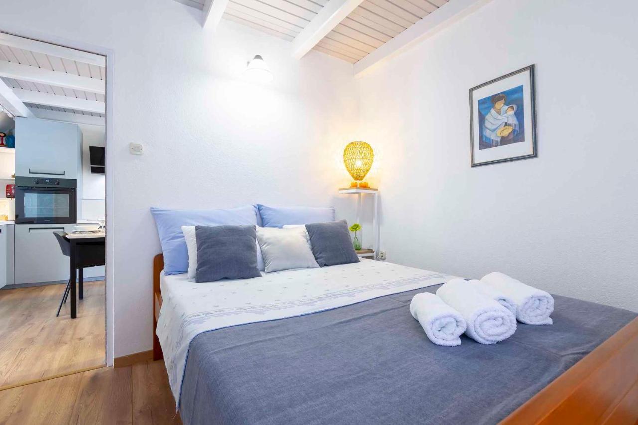 Apartments In Silo/Insel Krk 13443 Exterior foto