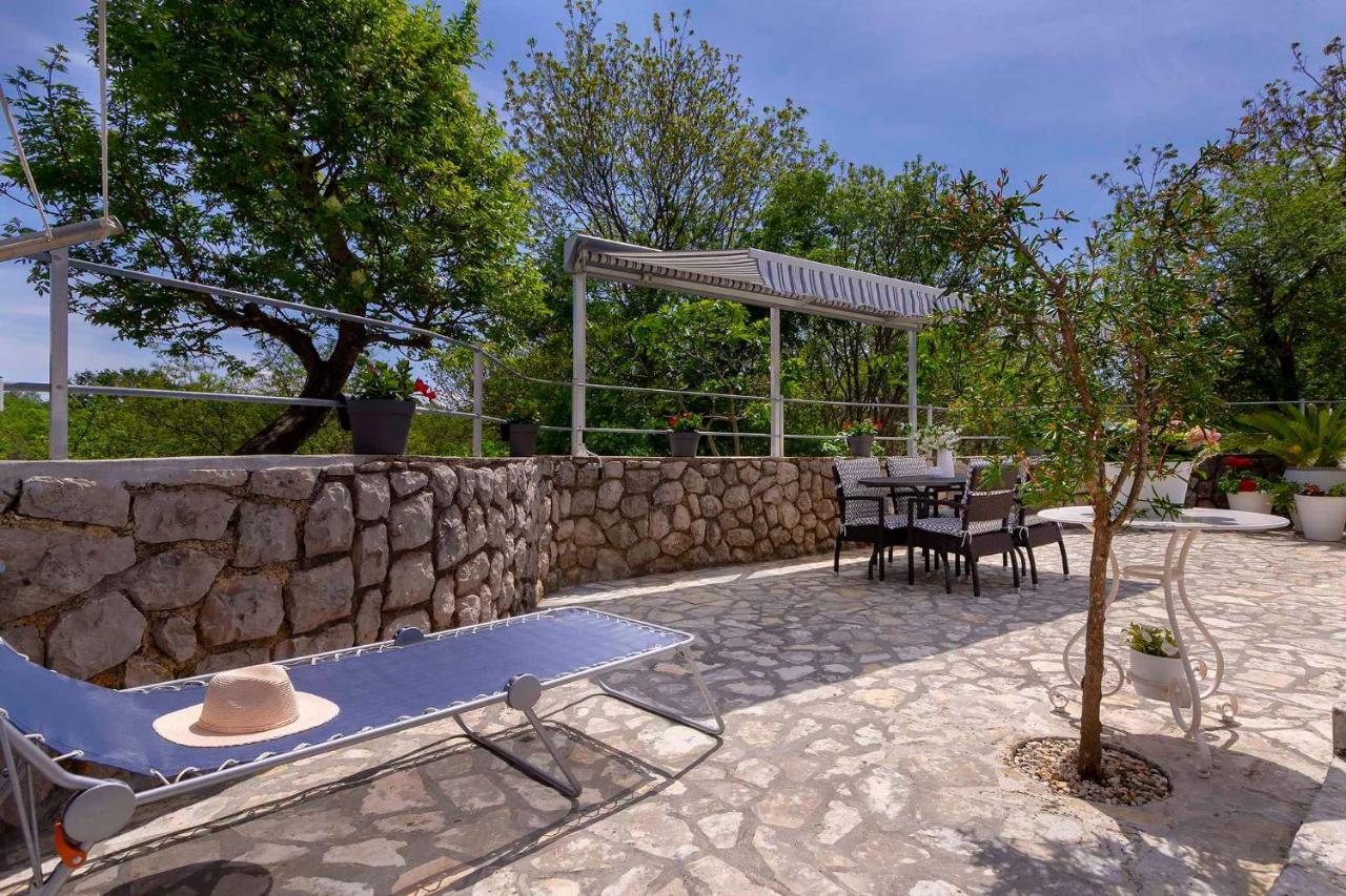Apartments In Silo/Insel Krk 13443 Exterior foto